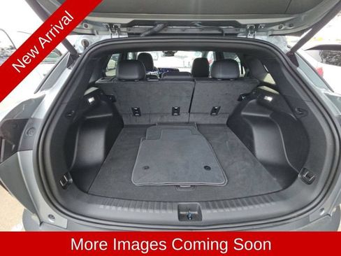 Used 2024 Chevrolet Blazer EV LT AWD/4WD image 14