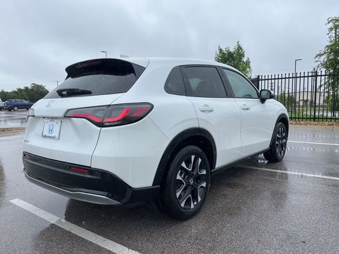 New 2026 Honda HR-V EX-L image 3
