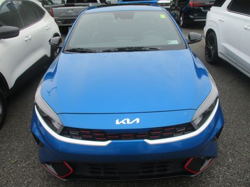 Used 2022 Kia Forte GT-Line w/ GT-Line Premium Package FWD image 7