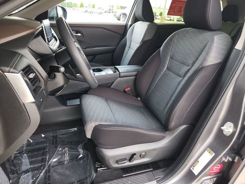 Certified 2023 Nissan Rogue SV image 17