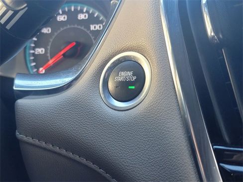 Certified 2023 Chevrolet Traverse LS image 32