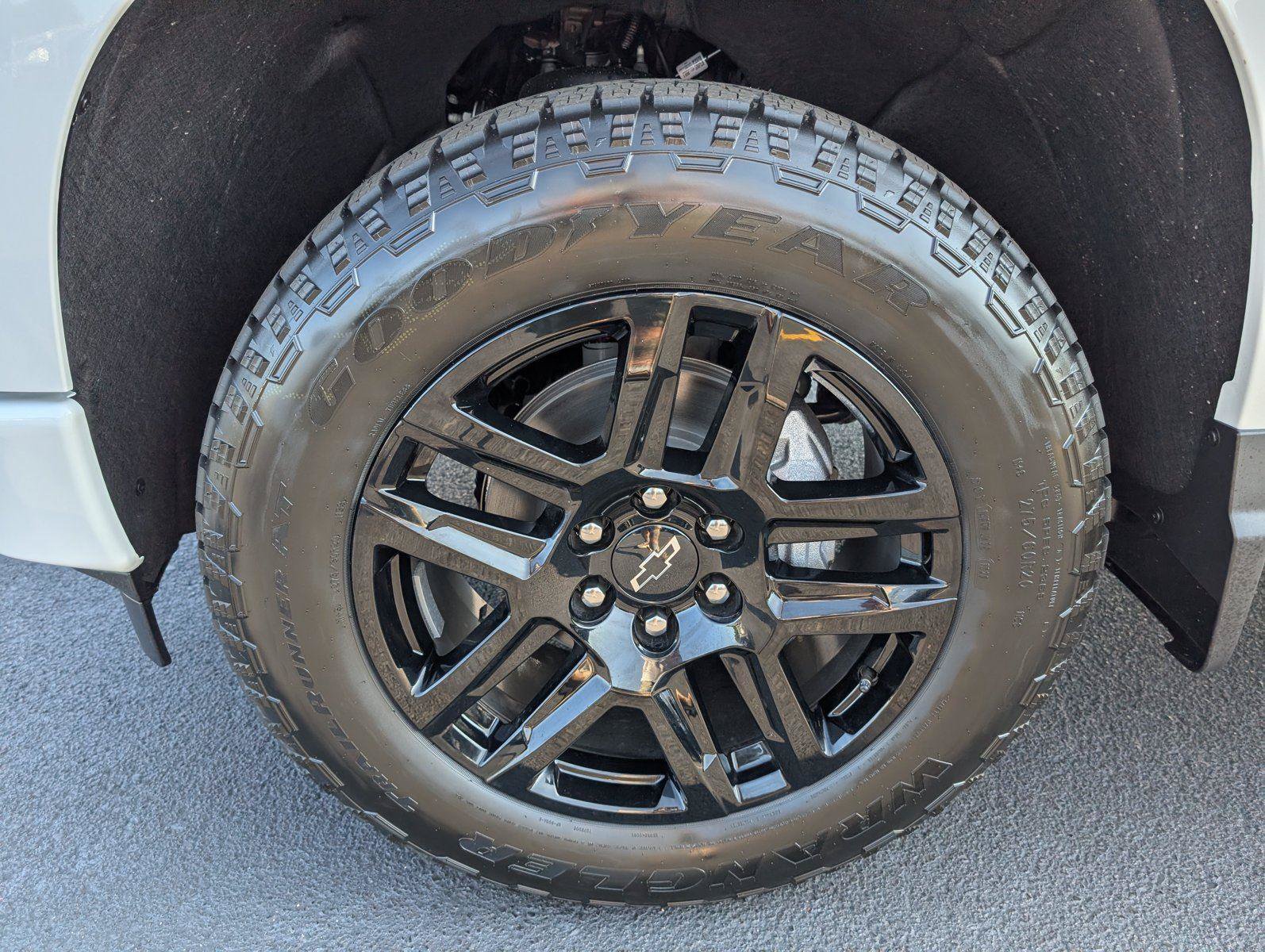 New 2026 Chevrolet Silverado 1500 RST AWD/4WD image 9