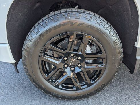 New 2026 Chevrolet Silverado 1500 RST w/ RST All Star Premium Package AWD/4WD image 9