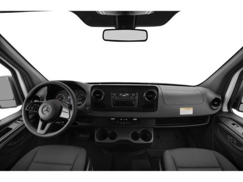 Used 2020 Mercedes-Benz Sprinter 1500 image 8