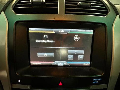 Used 2013 Ford Explorer Limited w/ Class III Trailer Tow Pkg FWD image 33