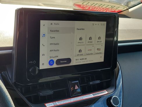 Certified 2025 Toyota Corolla LE image 21