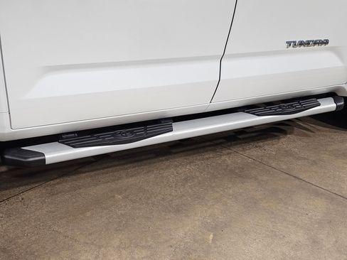 Used 2023 Toyota Tundra Limited image 38