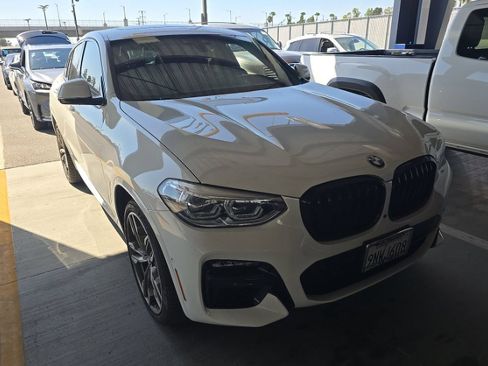 Used 2021 BMW X4 M40i w/ Executive Package AWD/4WD image 3