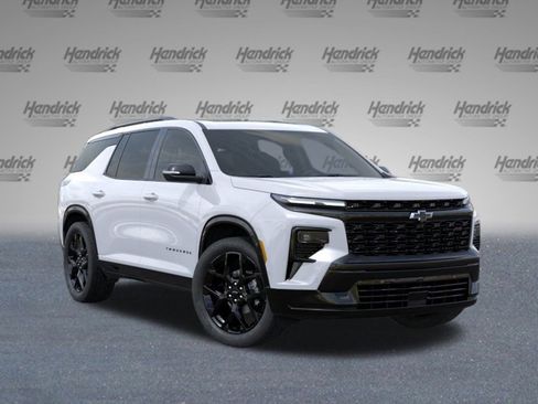 New 2026 Chevrolet Traverse RS image 2