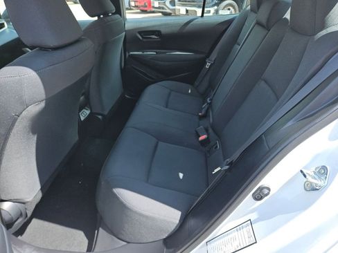 Used 2025 Toyota Corolla LE FWD image 27