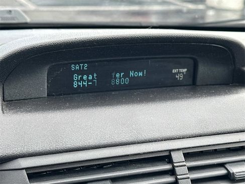 Used 2011 Ford Focus SE image 25