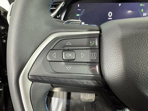 Used 2022 Jeep Grand Cherokee Trailhawk w/ Luxury Tech Group III image 10