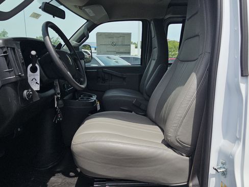 New 2025 Chevrolet Express 2500 w/ Driver Convenience Package RWD image 9