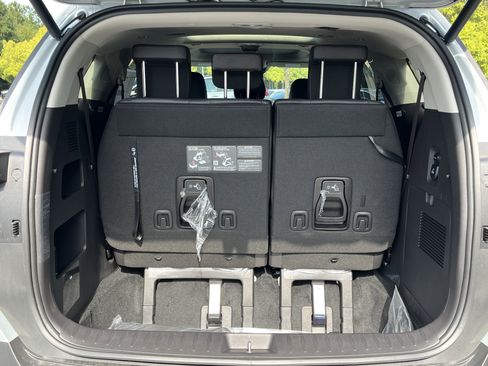 New 2026 Kia Carnival SX w/ SX Dark Edition Package image 30