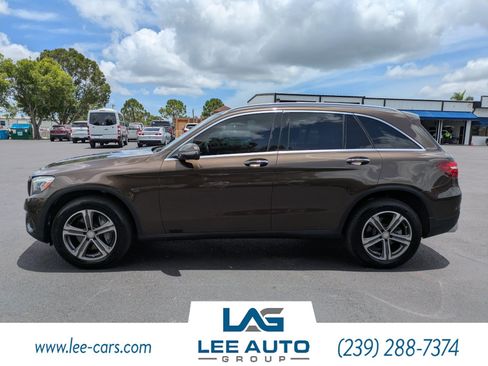 Used 2016 Mercedes-Benz GLC 300 w/ Driver Assistance Package image 6