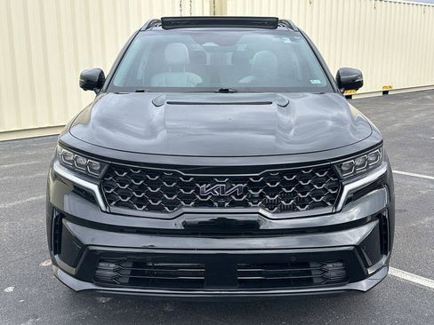 Used 2023 Kia Sorento SX Prestige image 2