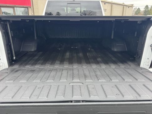 Used 2023 GMC Sierra 2500 Denali image 16