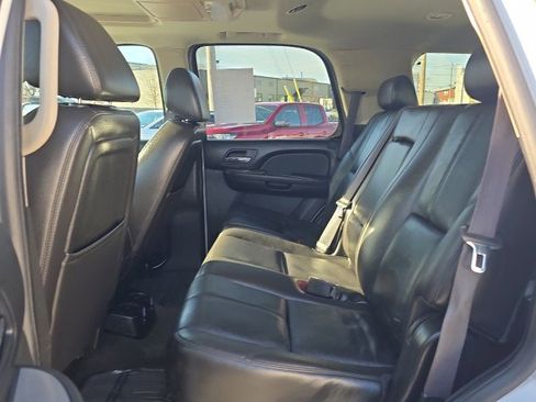Used 2009 Chevrolet Tahoe LT image 17
