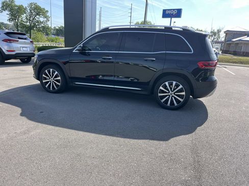 Used 2023 Mercedes-Benz GLB 250 4MATIC image 6