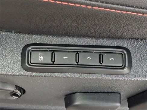 Certified 2025 Volkswagen Jetta GLI Autobahn image 26