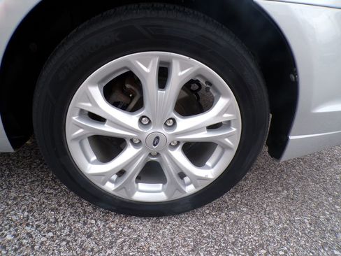 Used 2012 Ford Fusion SE FWD image 9