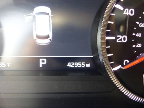 Used 2022 Kia Telluride SX w/ SX Prestige Package AWD/4WD image 30
