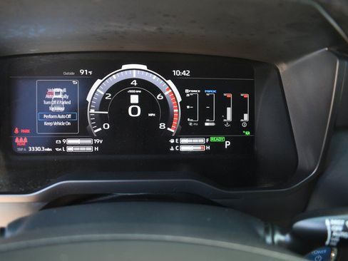 Used 2022 Toyota Tundra Platinum w/ Advanced Package AWD/4WD image 32