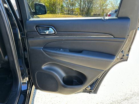 Used 2019 Jeep Grand Cherokee High Altitude image 16