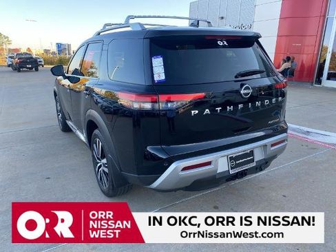 Certified 2024 Nissan Pathfinder Platinum w/ Cargo Package image 5