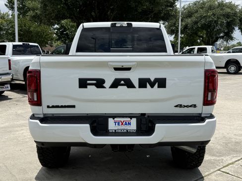 New 2026 RAM 2500 Laramie AWD/4WD image 6