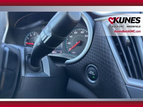 Used 2024 Chevrolet Malibu LT image 34