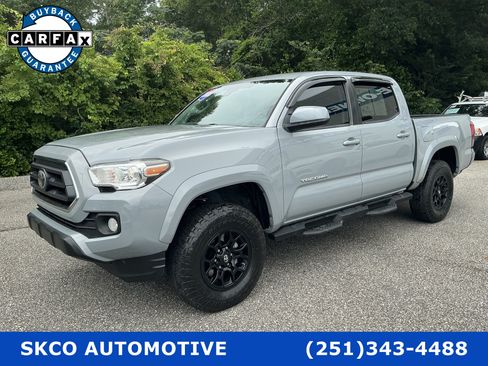 Used 2020 Toyota Tacoma SR5 RWD image 1