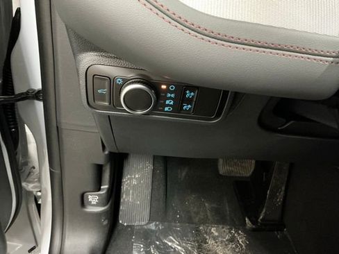 New 2026 Ford Explorer Active image 22