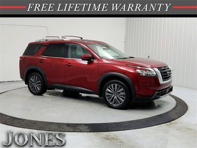Used 2024 Nissan Pathfinder SL w/ SL Premium Package