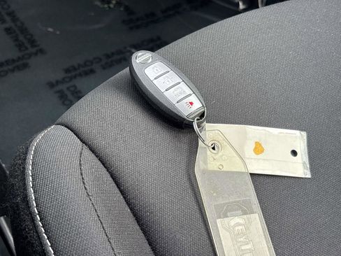 Used 2022 Nissan Sentra SV image 24