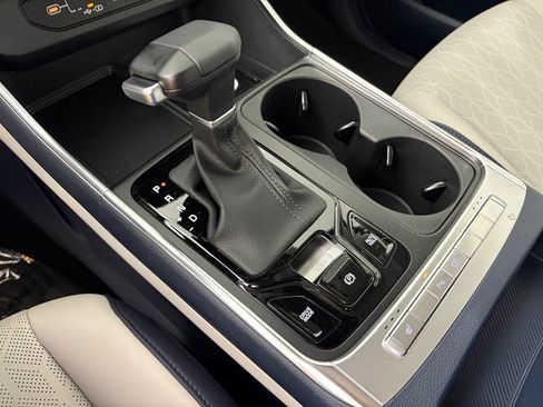 New 2026 Kia Carnival EX FWD image 30