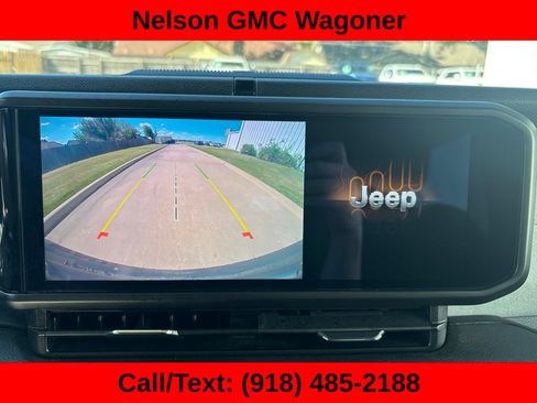Used 2024 Jeep Wrangler Sport AWD/4WD image 21
