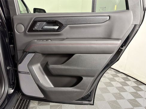 New 2026 GMC Yukon AT4 Ultimate AWD/4WD image 17