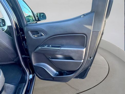 Used 2019 Chevrolet Colorado LT w/ LT Convenience Package image 29