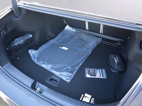 New 2026 Mercedes-Benz E 350 4MATIC Sedan image 10