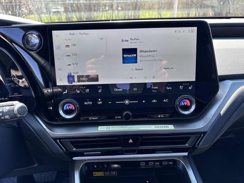 New 2026 Lexus TX 350 AWD image 25