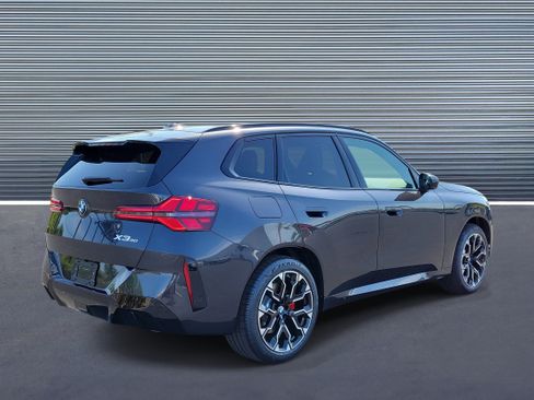 New 2026 BMW X3 xDrive30 w/ Premium Package image 3