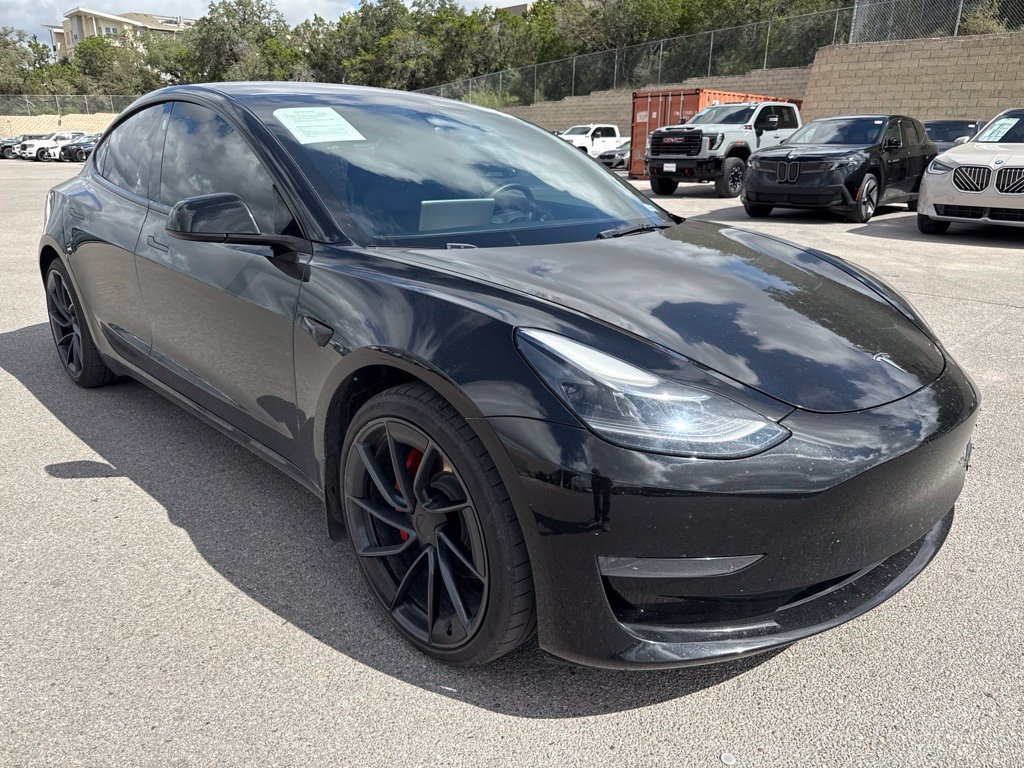 Used 2023 Tesla Model 3 Standard Range RWD image 3
