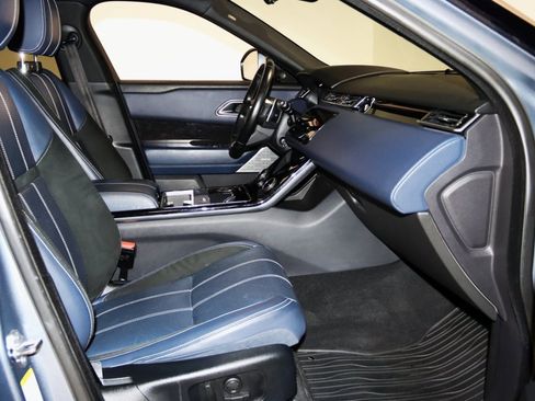 Used 2020 Land Rover Range Rover Velar R-Dynamic S image 55