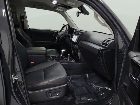 Certified 2024 Toyota 4Runner TRD Off-Road Premium image 15
