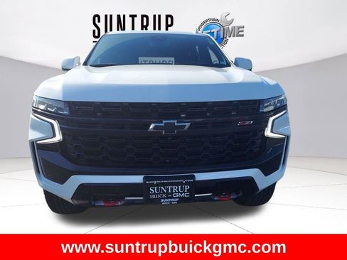 Used 2024 Chevrolet Tahoe Z71 w/ Luxury Package image 10