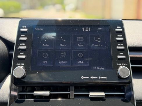 Used 2019 Toyota Avalon XLE w/ Moonroof Package FWD image 36