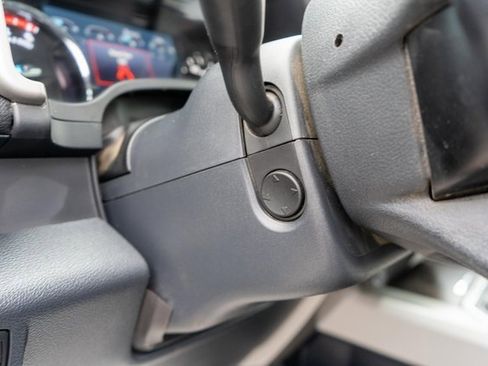 Used 2022 Ford F250 Lariat w/ Black Appearance Package image 23