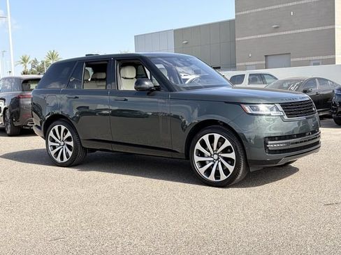 Used 2023 Land Rover Range Rover SE AWD/4WD image 4