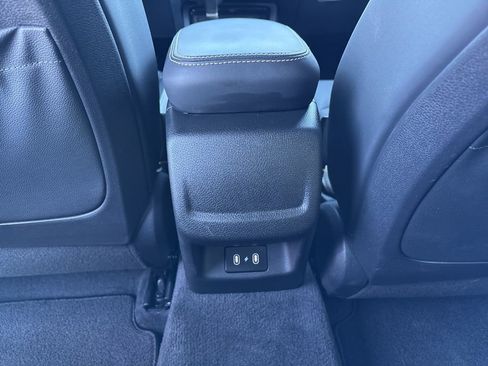 Used 2026 Kia K5 GT-Line w/ GT-Line Premium Package image 40